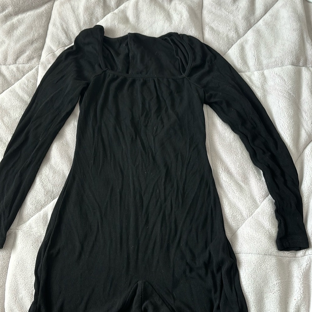 black romper longsleeve body con